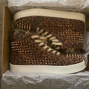 Spiked leopard print shoes